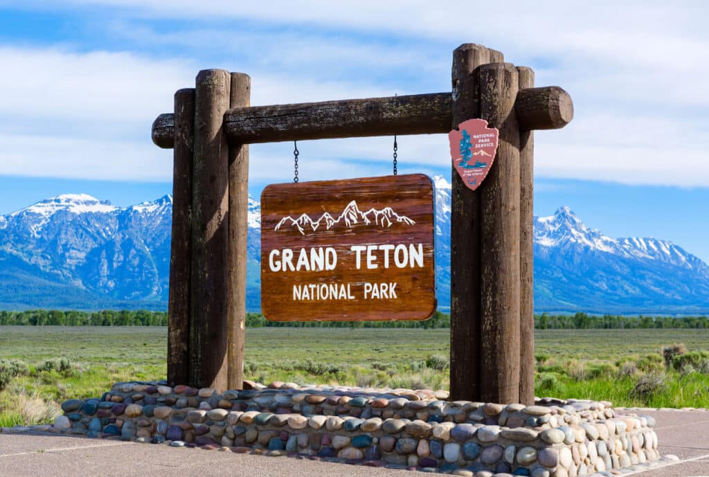 GTNP sign